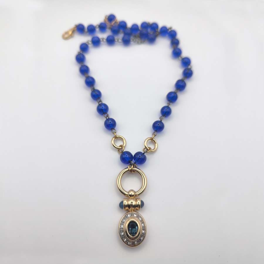 collier_agatha_3 Collier Agatha, collection chapelets médailles, une création de la Fabrique Re belle